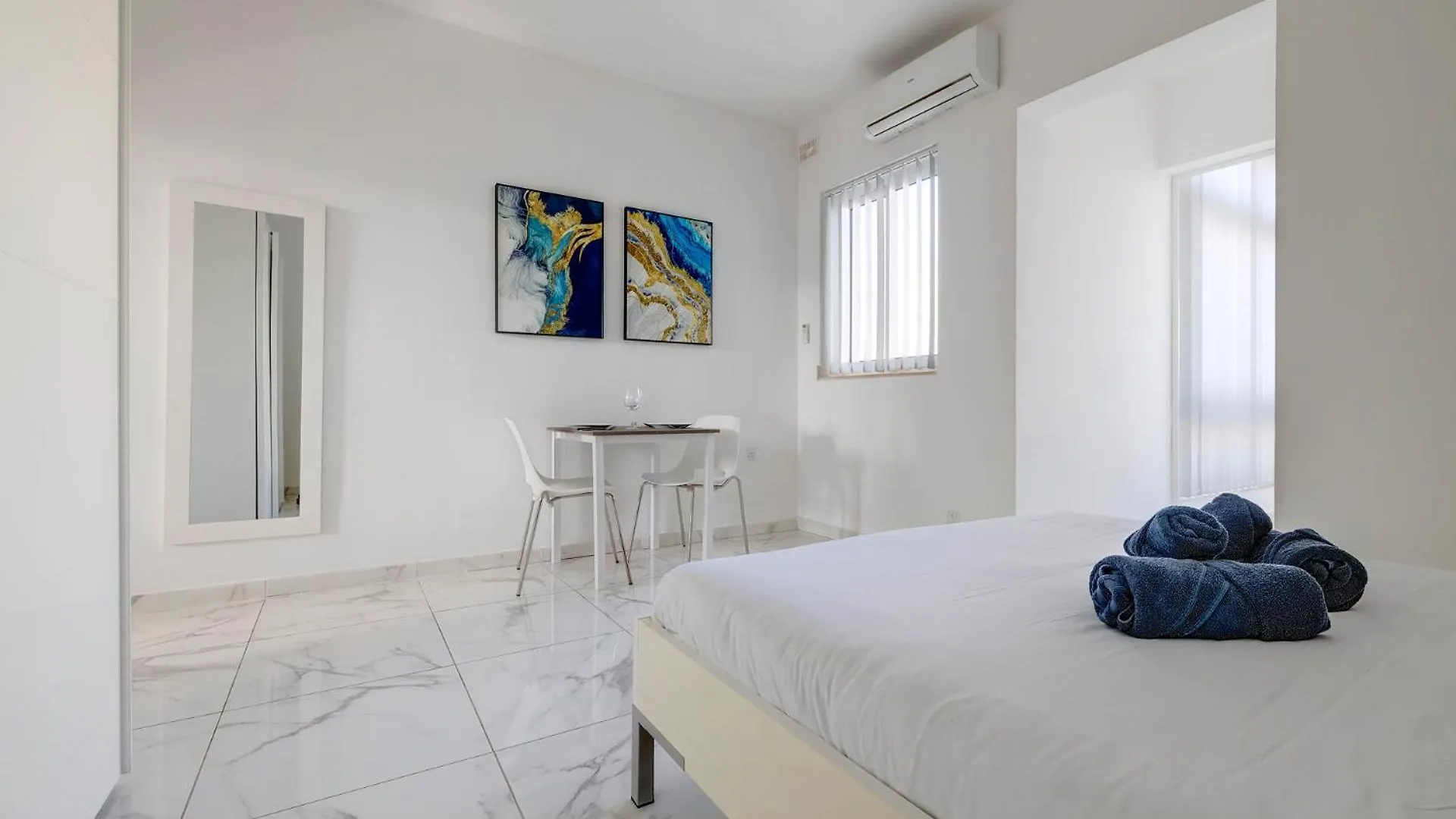 Charming 1Br Penthouse In Gzira Apartment Sliema Malta