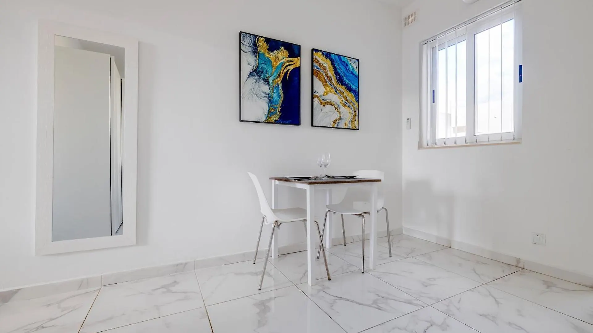 Charming 1Br Penthouse In Gzira Apartment Sliema Malta