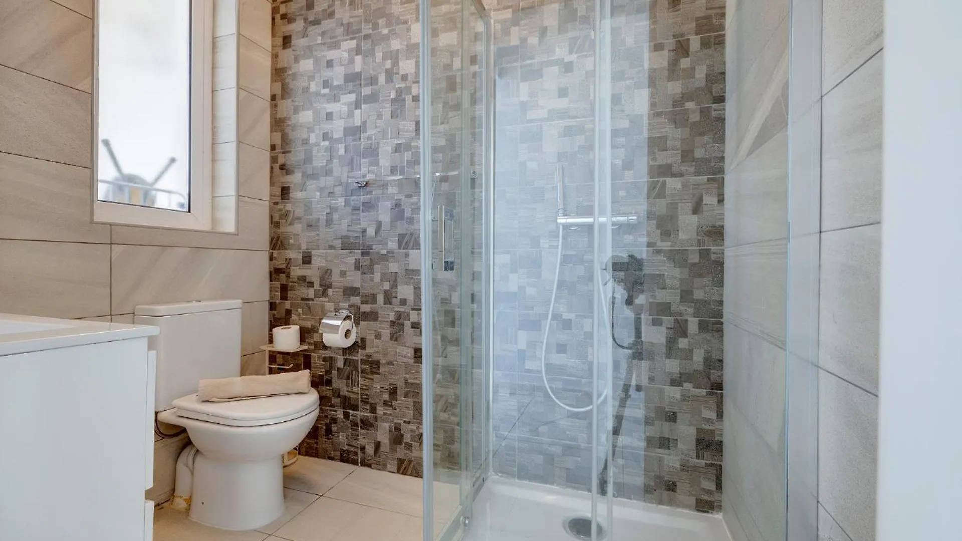 Charming 1Br Penthouse In Gzira Apartment Sliema